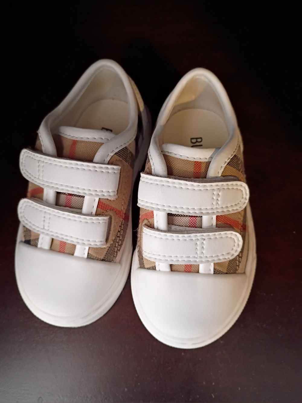 Toddler burberry shoes